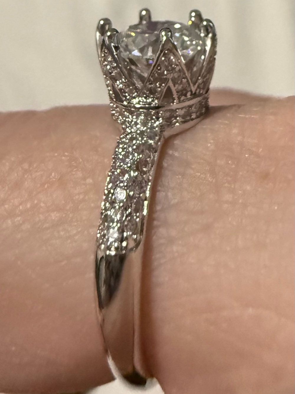 Sterling Silver 925 Crown Setting Ring With Moissanite Stones